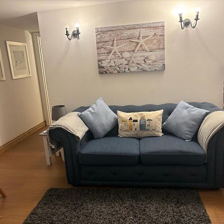 Seaton, Devon, Two Bed Apartment, Just Off The Sea Front. Екстериор снимка