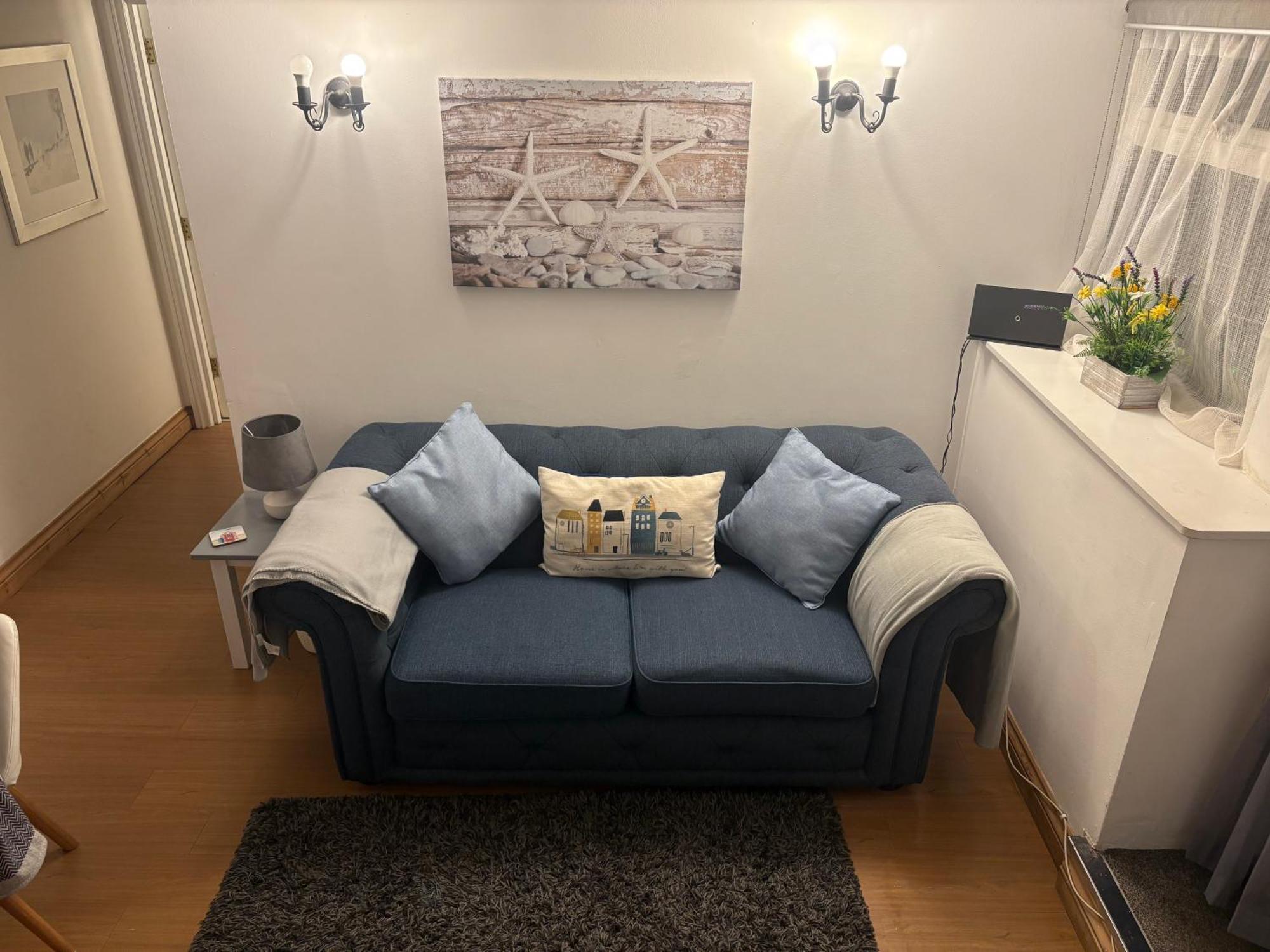 Seaton, Devon, Two Bed Apartment, Just Off The Sea Front. Екстериор снимка